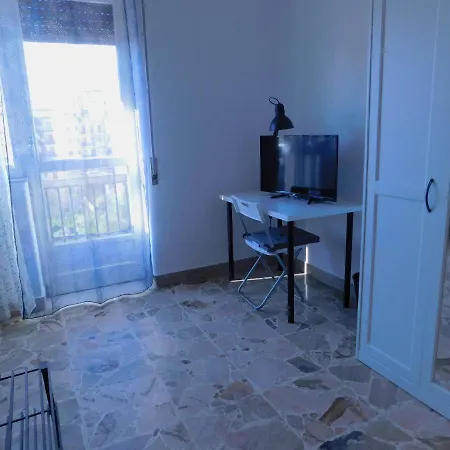 Oda ve Kahvaltı Frankie's House *